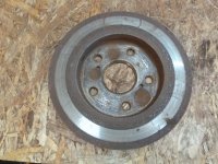 Диск тормозной задний на Toyota Auris E150 — фото 2