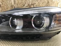Фара левая на Kia Sorento UM — фото 3