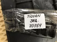 Комплект брызговиков задних на Volkswagen Tiguan — фото 11