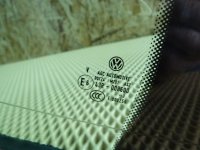 Стекло двери задней левой форточка на Volkswagen Tiguan — фото 23