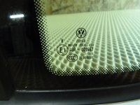 Стекло кузовное глухое левое на Volkswagen Tiguan — фото 26