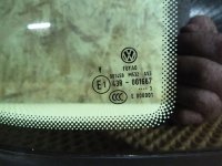 Стекло кузовное глухое правое на Volkswagen Tiguan — фото 25