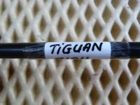 Держатель капота на Volkswagen Tiguan — фото 5