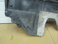 Пыльник двигателя центральный на Audi A1 8X — фото 13