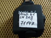 Ремень безопасности задний левый на Audi A1 8X — фото 8