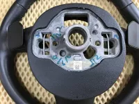 Рулевое колесо на Audi A1 8X — фото 17