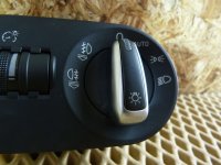 Переключатель света фар на Audi A1 8X — фото 3