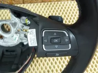 Рулевое колесо на Volkswagen Golf Mk6 — фото 8