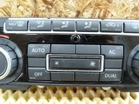 Блок управления климатической установкой на Volkswagen Golf Mk6 — фото 4