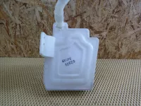 Бачок омывателя на Volkswagen Golf Mk6 — фото 9