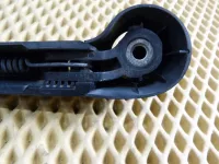 Поводок стеклоочистителя задний на Volkswagen Touran 1T — фото 4
