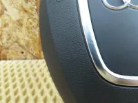 Крышка подушки безопасности в рулевое колесо на Audi A3 8P — фото 4