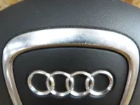 Крышка подушки безопасности в рулевое колесо на Audi A3 8P — фото 2