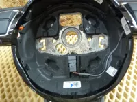 Рулевое колесо на Audi A4 B8 — фото 10