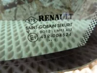 Стекло двери задней левой форточка на Renault Megane — фото 2