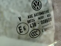 Стекло двери задней левой форточка на Volkswagen Tiguan — фото 10