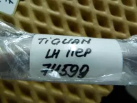 Бархотка стекла двери передней левой наружная на Volkswagen Tiguan — фото 9