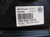 Стеклоподъемник электрический задний правый на Volkswagen Tiguan — фото 6