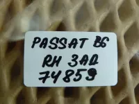 Кнопка стеклоподъемника на Volkswagen Passat B6 — фото 4