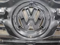 Решетка радиатора на Volkswagen Tiguan — фото 28