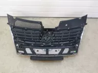 Решетка радиатора на Volkswagen Passat B6 — фото 12
