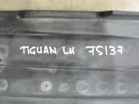 Защита антигравийная на Volkswagen Tiguan — фото 14