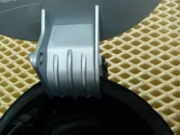 Лючок бензобака на Volkswagen Tiguan — фото 5