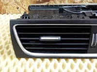 Воздушный дефлектор на Audi A4 B8 — фото 3