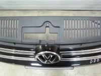 Бампер передний на Volkswagen Tiguan — фото 19