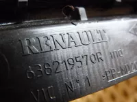Уплотнитель капота на Renault Megane — фото 7