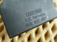 Крючок капота на Audi A4 B7 — фото 5