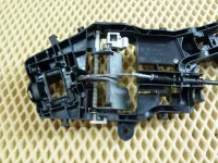 Кронштейн ручки на Volkswagen Tiguan — фото 7