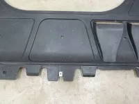 Пыльник двигателя центральный на Skoda Octavia A7 — фото 9
