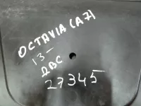 Пыльник двигателя центральный на Skoda Octavia A7 — фото 15
