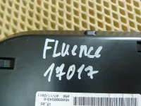 Панель приборов на Renault Fluence — фото 13