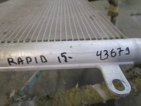 Радиатор кондиционера на Skoda Rapid NH3 — фото 8