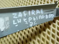 Накладка лобового стекла левая на Opel Zafira B — фото 9