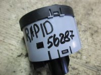 Переключатель света фар на Skoda Rapid NH3 — фото 5