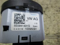 Переключатель света фар на Skoda Rapid NH3 — фото 4