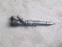 Форсунка дизельная электрическая BMW 5-серия E60/E61 2003-2009,X3 E83 2004-2010,1-серия E87/E81 2004-2011,3-серия E90/E91 2005-2012,5-серия F10/F11 2009-2016,X5 E70 2007-2013,X6 E71 2008-2014,3-серия E92/E93 2006-2012,X1 E84 2009-2015 (7785984 0445110-047) — фото 1