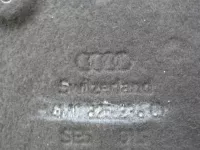 Пыльник двигателя на Audi Q7 4M — фото 7