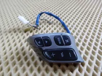 Блок кнопок в руль на Mazda 3 BK — фото 2
