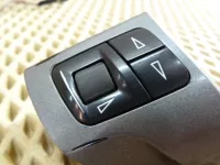 Блок кнопок в руль на Opel Zafira B — фото 9