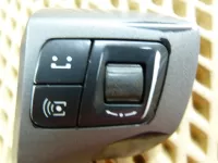 Блок кнопок в руль на Opel Zafira B — фото 3