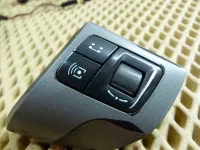 Блок кнопок в руль на Opel Zafira B — фото 2