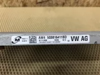 Радиатор кондиционера на Volkswagen Tiguan — фото 9