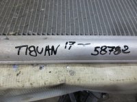 Радиатор кондиционера на Volkswagen Tiguan — фото 9