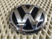 Эмблема на Volkswagen Polo Mk5 — фото 3