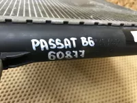 Радиатор основной на Volkswagen Passat B6 — фото 21