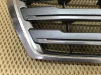 Решетка радиатора на Toyota Land Cruiser — фото 2